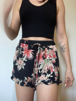 Flower shorts