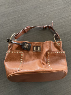 Handtasche