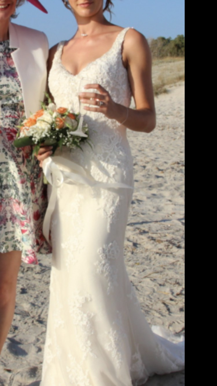 Wedding dress Pronovias