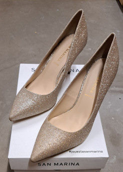 Gold pumps San Marina s.40 NEW