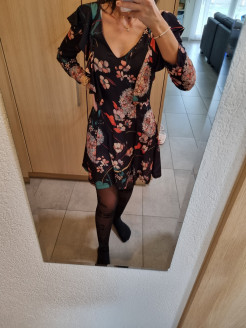 Robe mi longue à fleurs