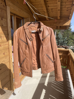 Veste cuir couleur camel