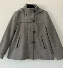 Manteau gris, coupe évasée