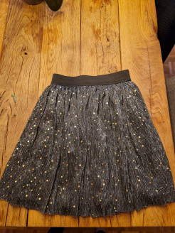 Girl's sequin skirt