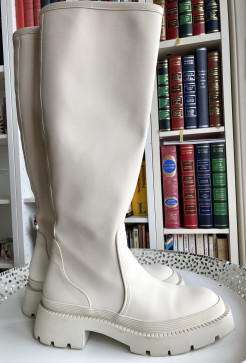 Zara cream-white boots