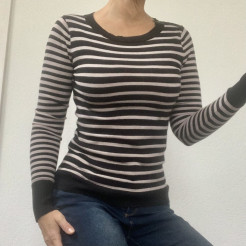 Striped jumper with shoulder zip