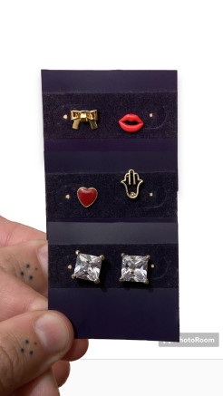Set of fancy chic earrings