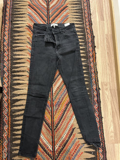 Black mango jeans