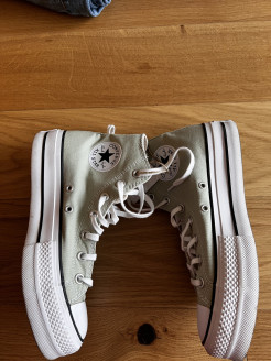 Platform converse