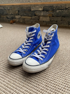 Converse bleues