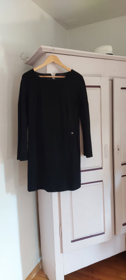 Kleid von der Marke Trussardi, schwarz