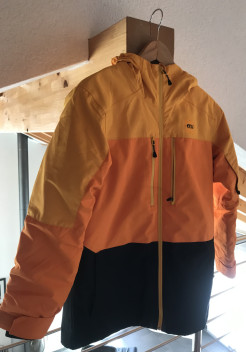 Picture ski jacket and trousers