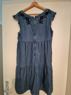 Kleid im Jeansstil