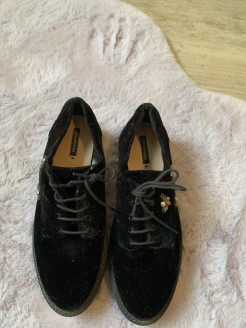 Black velvet shoes