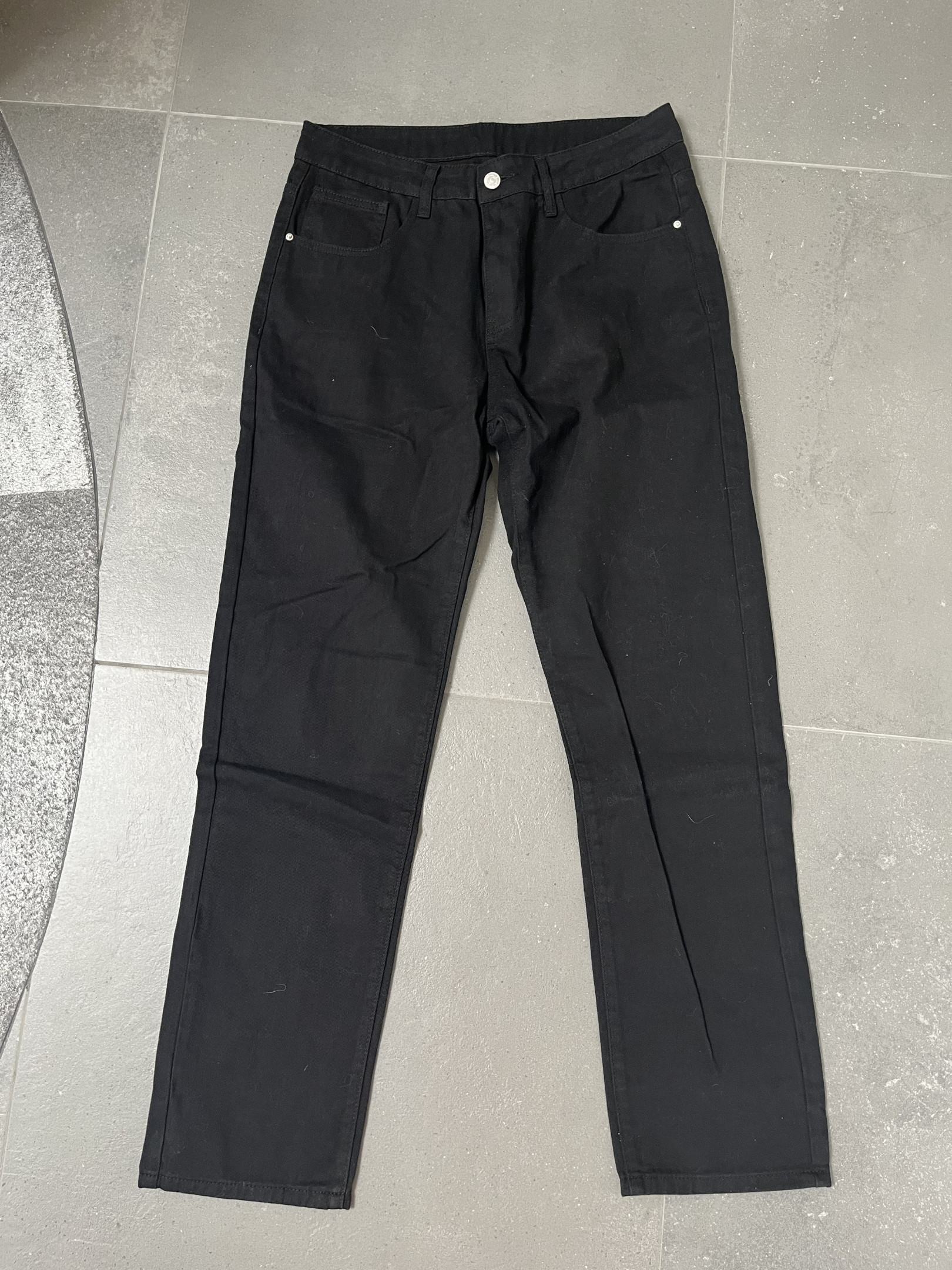 Black trousers M-L