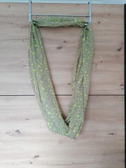 Large beige tube scarf with green stars