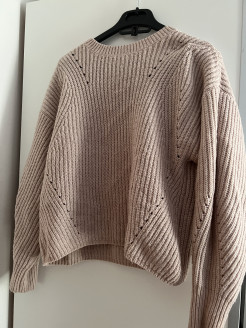 Pale pink wool jumper