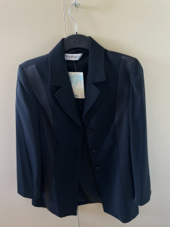 New black mid-length blazer