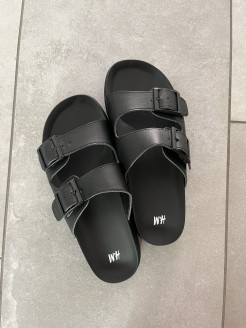 Black sandals H&M