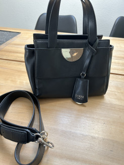 Guess shoulder bag