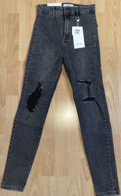 Jeans « super high rise » NEUF