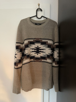 Forever21 Beige Sweater Size M