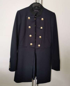 Coat with buttonhole ZARA