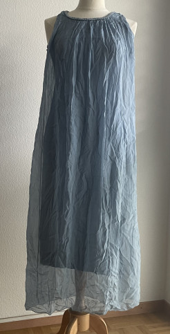Langes Kleid in blau/grau