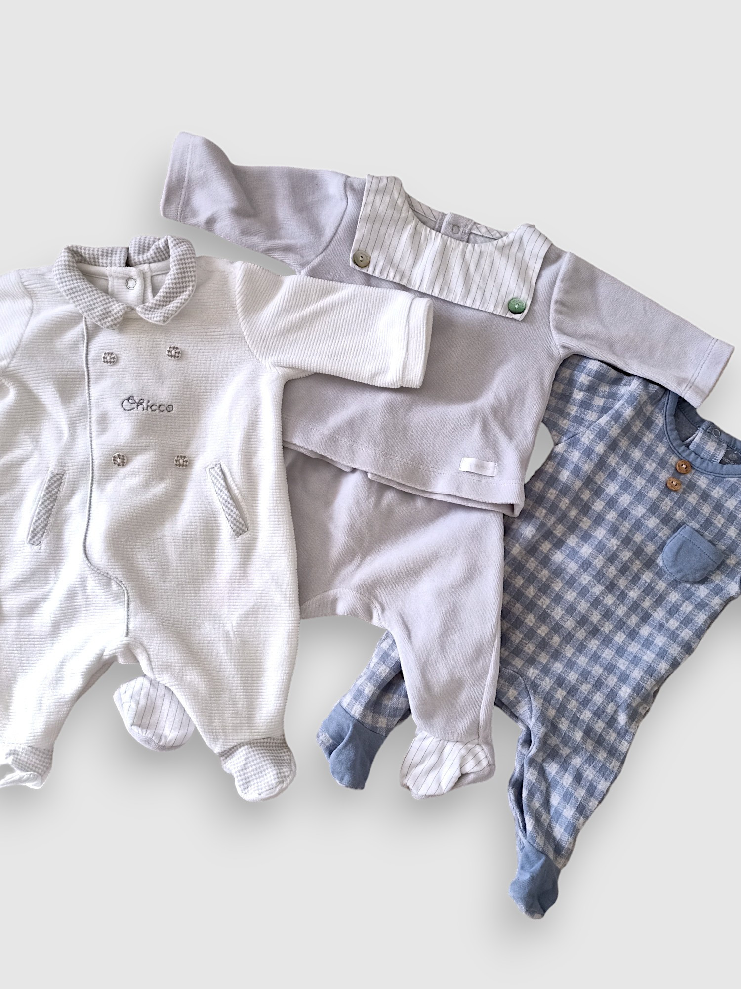 3 new baby pyjamas - 0 months