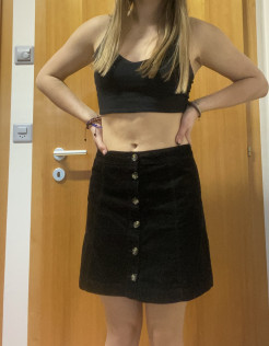 Short black skirt