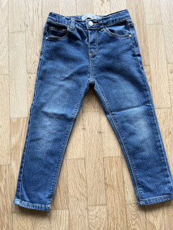 Jeans Zara taille 104