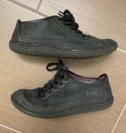Black shoes