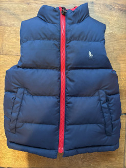 Sleeveless down jacket