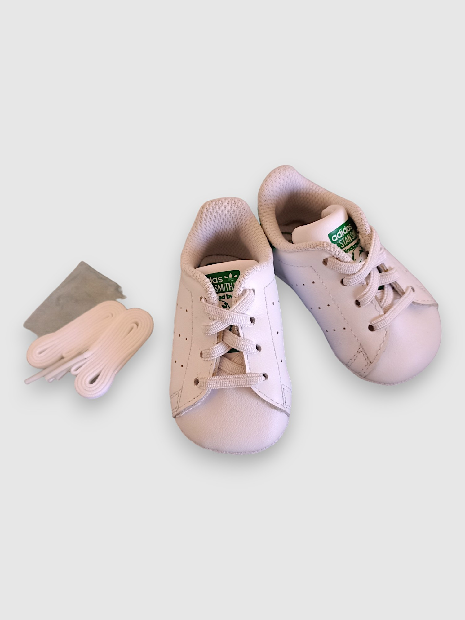 adidas Sneakers für kleine Babys neu, ungetragen