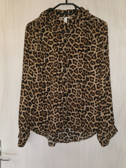 Bluse mit Leopardenmuster t. S