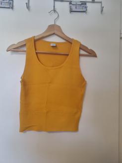 3 kleine Tanktops