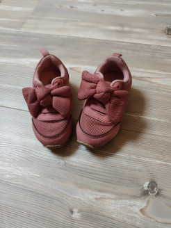 Baskets petite fille taille 20-21