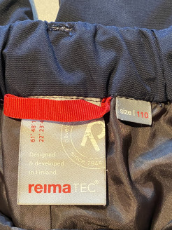 Lightweight snow/rain trousers. Reima.