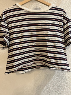 Trendy striped crop top t-shirt
