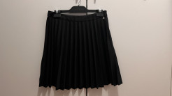 Pleated skirt