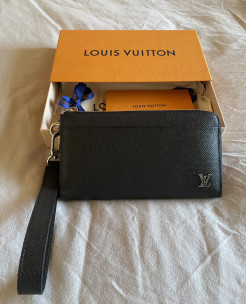 LV wallet