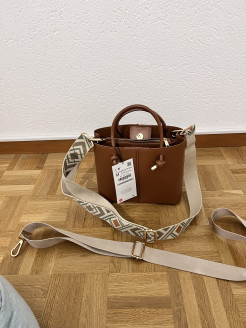 Zara-Tasche