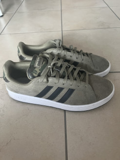 Adidas Khaki Sneakers