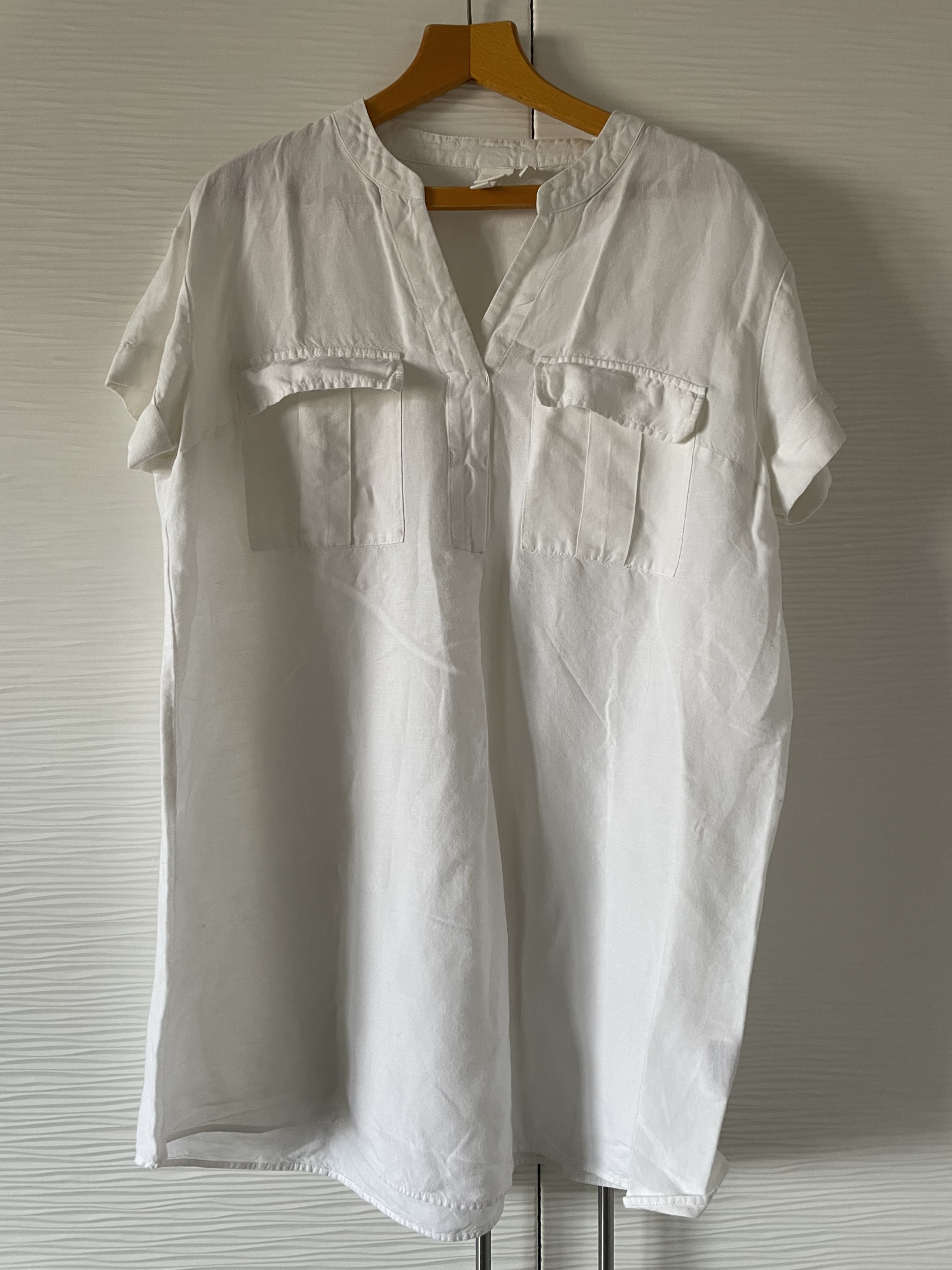 HetM linen blouse