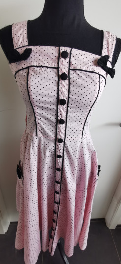 Pinup-Kleid rosa mit schwarzen Punkten Hell Bunny