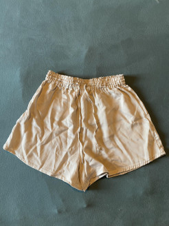 Beige shorts (shiny)