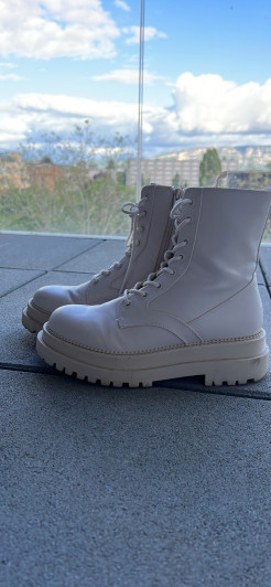 Stiefeletten Beige Stradivarius Größe 37