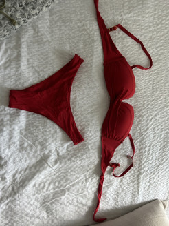 Ensemble maillot de bain rouge 