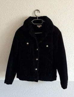 Schwarze Jacke