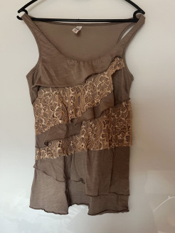 Brown top - size xs (fits s)